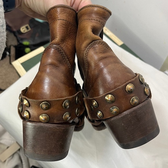 Vintage Brown Leather Ankle Booties - Picture 5 of 10